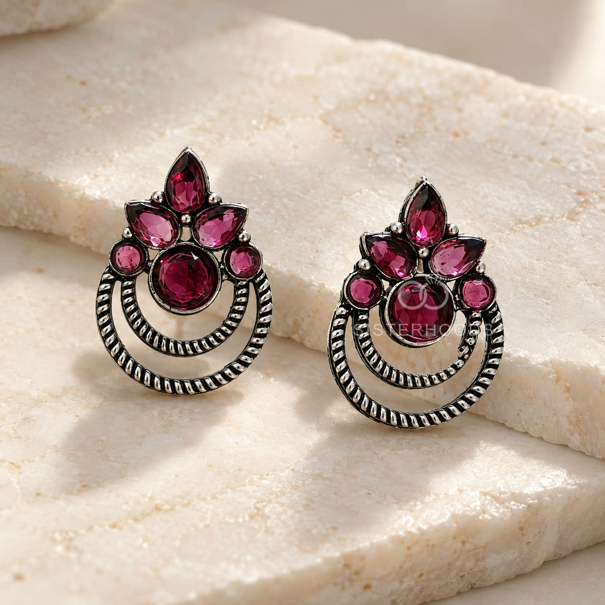 Berry-toned floral oxidized circle dangle earring | SISTERHOODS-SHA256:622850c2dcdfb07aad075ab5f202bcb495e733e5a98a0c3b2675bc799fc22ab9