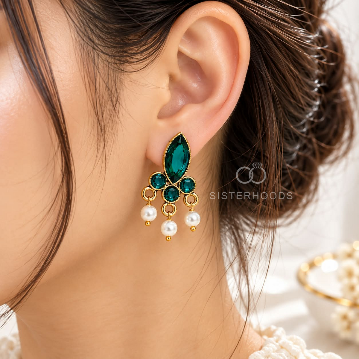 Green leaf-shaped pearl dangle earrings with circular accents | SISTERHOODS-SHA256:5b14e9bbfe1db91b49a3710151d396146721500da817fc3a1243f027887b6ce6