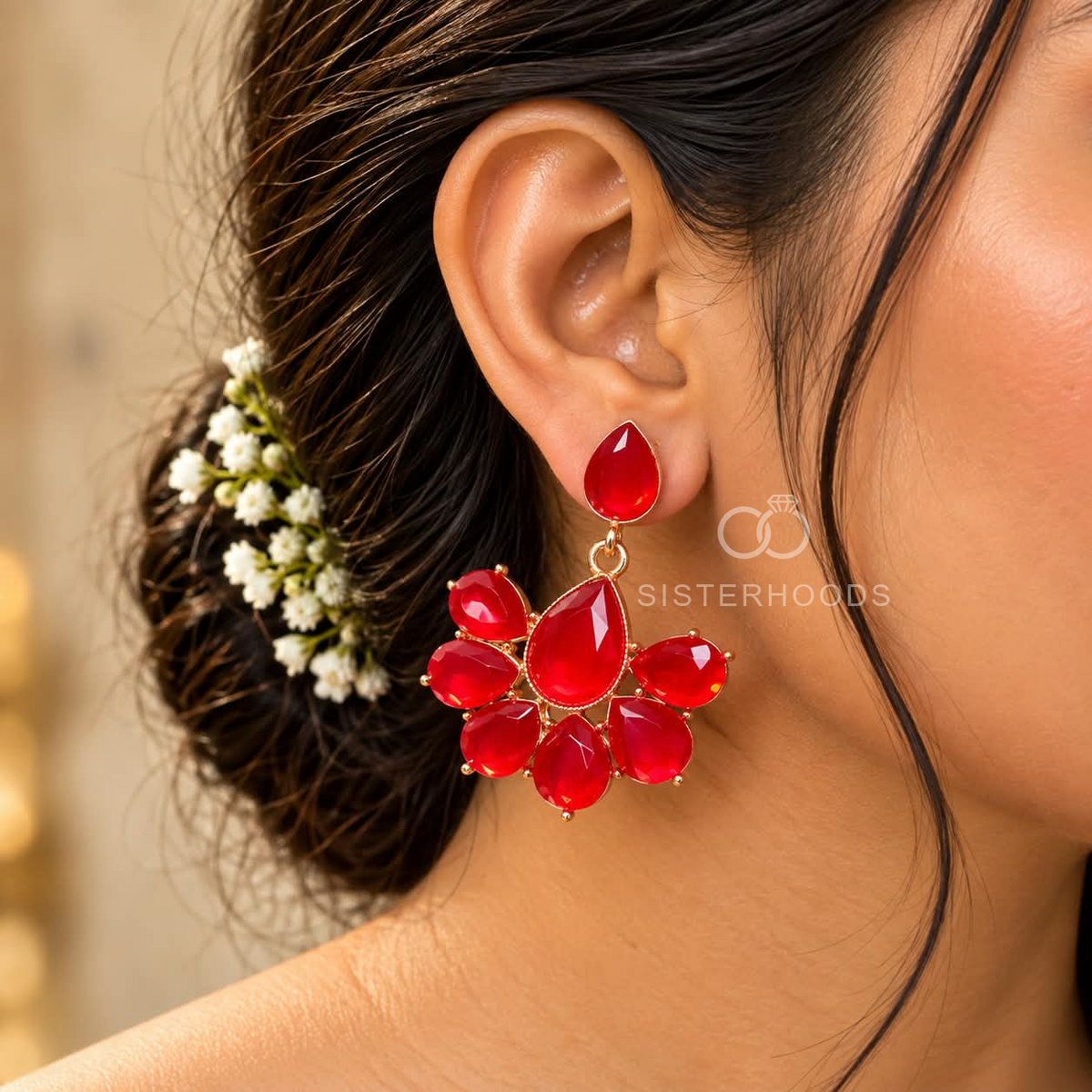 Red faceted floral dangle earrings with gold-tone detailing | SISTERHOODS-SHA256:9b79d8f6d01c33034df72f2f9b242ad0422e283c874bac9c4d1b1efa8ce59576