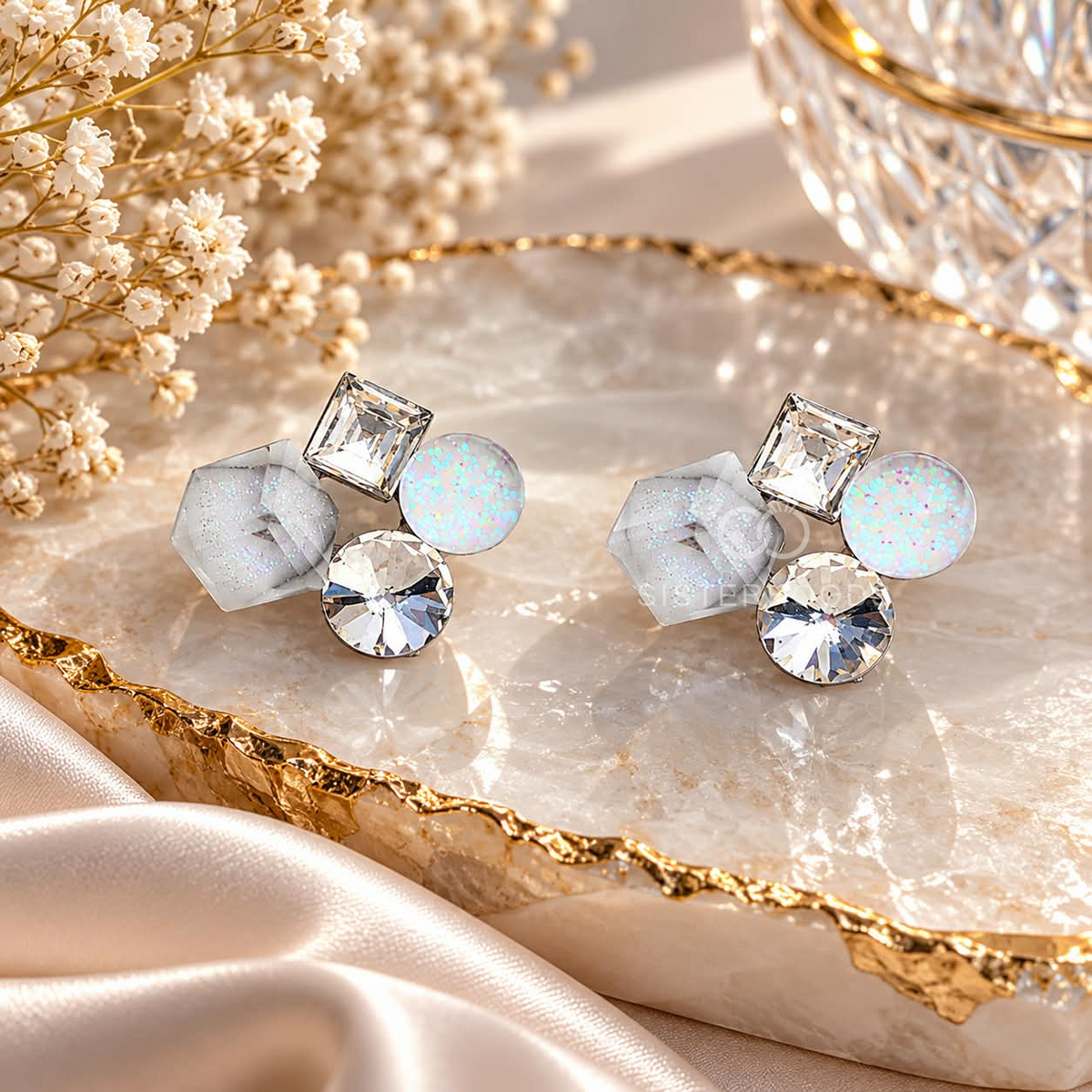Geometric cluster stud earrings with white, clear and soft blue faceted accents | SISTERHOODS-SHA256:98835623db0082168e1a6d5c2a95d42daae0e41c3861b90acd231f4b43328012